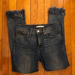 Levi’s 311 Skinny jeans with Frayed hem